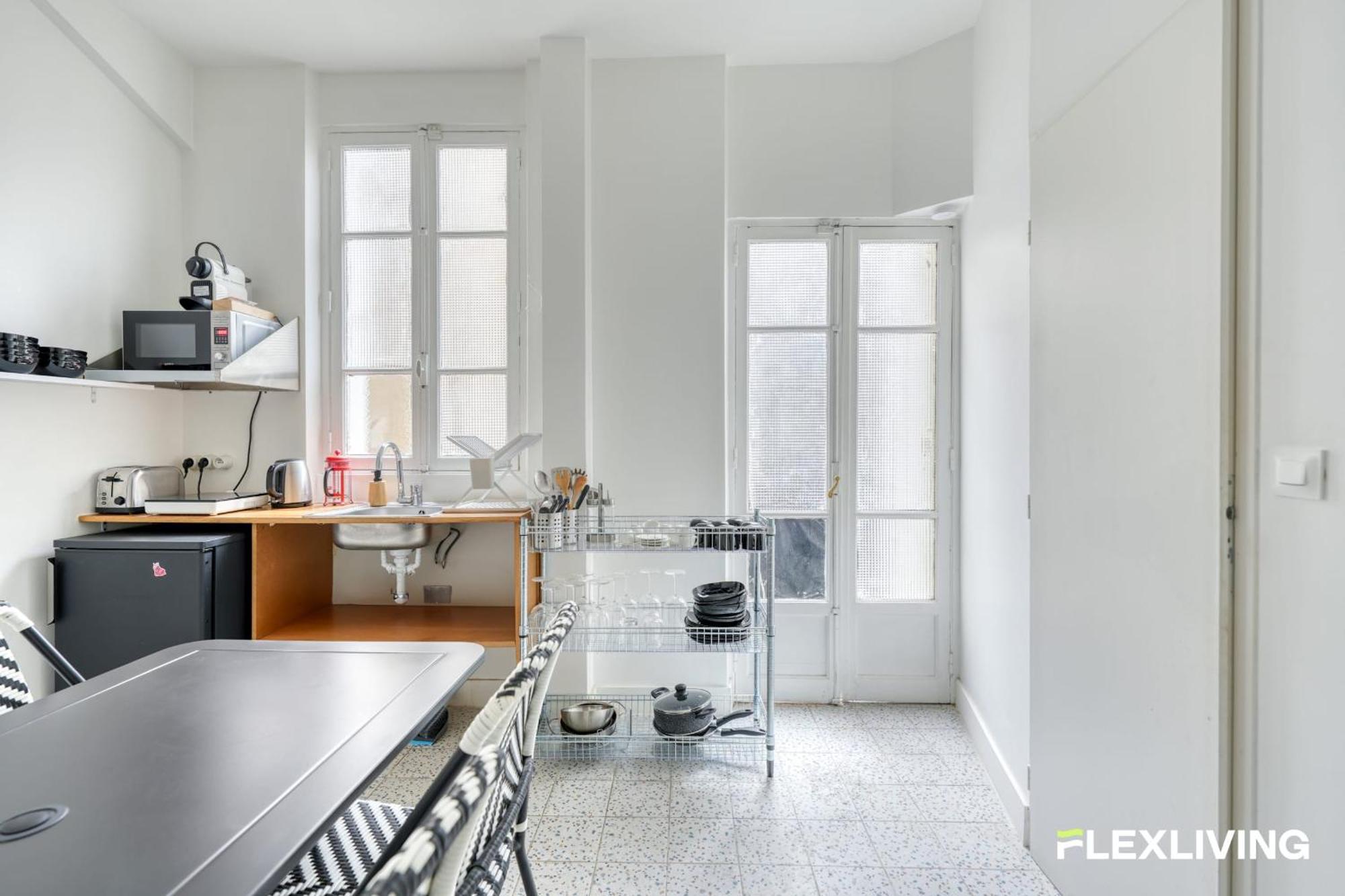 Ideally Located Near The Bois De Vincennes